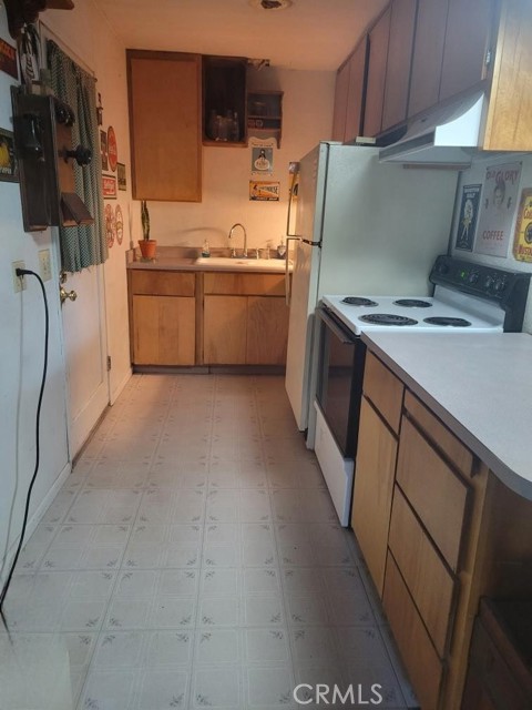 7136 Upper Palermo Road, Palermo CA: https://media.crmls.org/medias/b0d3dba9-0c9a-4792-960b-3d0c0adc7b7e.jpg