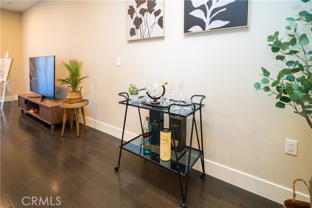 Detail Gallery Image 18 of 37 For 1411 N Detroit St #208,  Los Angeles,  CA 90046 - 3 Beds | 3 Baths