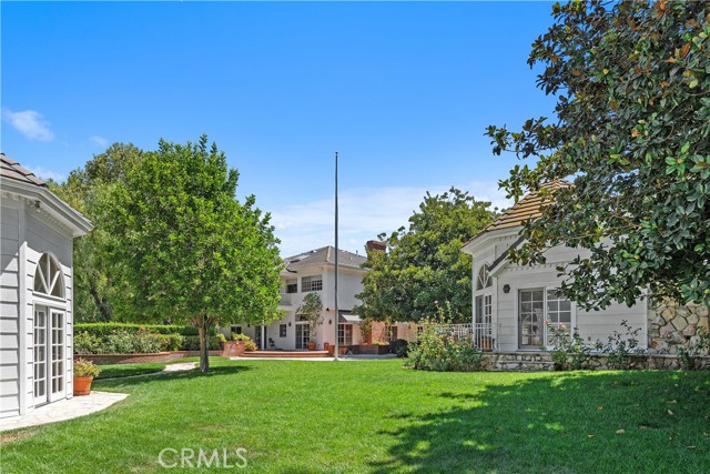 Detail Gallery Image 3 of 50 For 4751 Westchester Dr, Woodland Hills,  CA 91364 - 5 Beds | 7 Baths