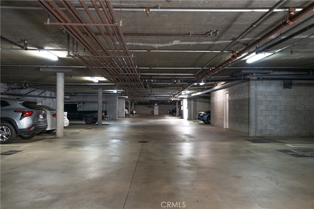 https://media.crmls.org/medias/b0d5ef86-15eb-4ea8-b9ce-94752fb63147.jpg?preset=X-Large