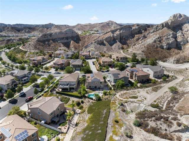 Detail Gallery Image 55 of 63 For 15520 Megan Dr, Canyon Country,  CA 91387 - 5 Beds | 4 Baths