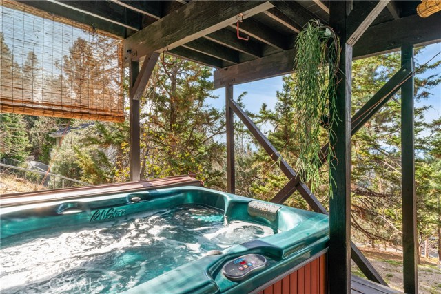 1944 Willow, Running Springs CA: https://media.crmls.org/medias/b0d632dc-fcfa-4bec-b1d6-f207d7b6b3e3.jpg