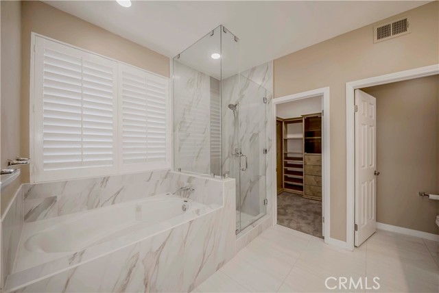 5338 S Chariton Avenue, Ladera Heights CA: https://media.crmls.org/medias/b0d6ea5a-20fc-49be-b644-0e9e978b5cfa.jpg