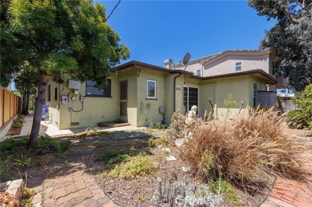 1331 Gates Avenue, Manhattan Beach, California 90266, 3 Bedrooms Bedrooms, ,1 BathroomBathrooms,Residential,Sold,Gates,SB22146762