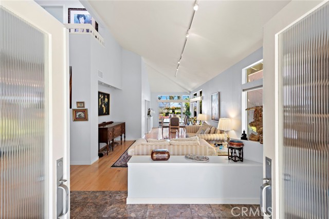 30252 Sonrisa Lane, Laguna Niguel CA: https://media.crmls.org/medias/b0d79fcf-e2a1-4075-82c0-316c28bc49a6.jpg