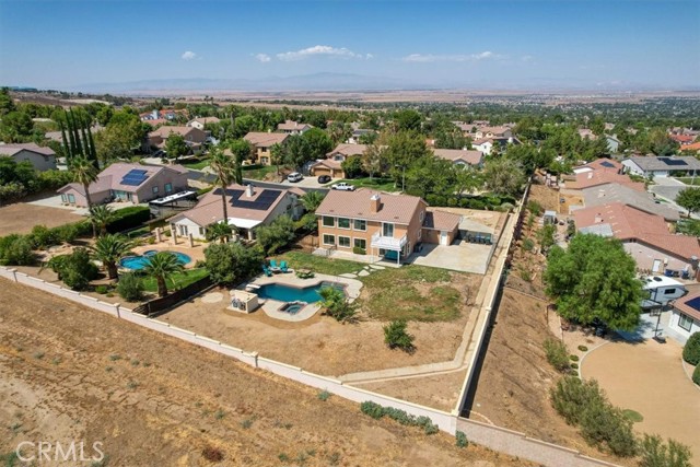 5712 Bienveneda, Palmdale CA: https://media.crmls.org/medias/b0d89c87-4ebd-44fc-9549-4757a12afacb.jpg