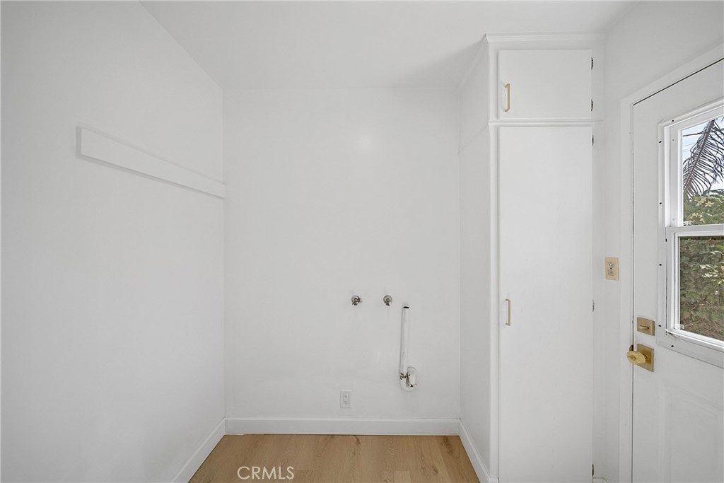 B0d9584e 4b33 46a7 B218 Aca500ca0550