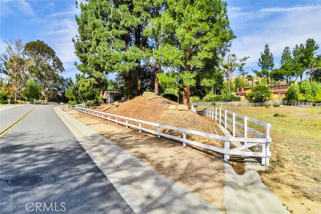 95 Buckskin Road, Bell Canyon, California 91307, 4 Bedrooms Bedrooms, ,2 BathroomsBathrooms,Residential,For Sale,95 Buckskin Road,CRSR24201864