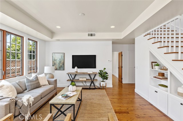 Detail Gallery Image 23 of 50 For 1212 2nd St, Manhattan Beach,  CA 90266 - 4 Beds | 3/1 Baths