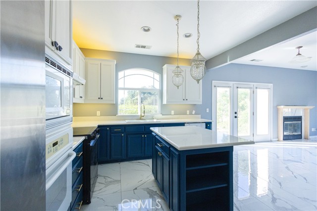 24115 Black Bart Court, Corning CA: https://media.crmls.org/medias/b0dc884e-2984-4597-adc6-7c539a2d123f.jpg
