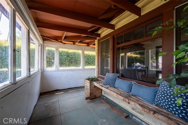 Detail Gallery Image 4 of 39 For 5065 La Roda Ave, Los Angeles,  CA 90041 - 3 Beds | 1 Baths