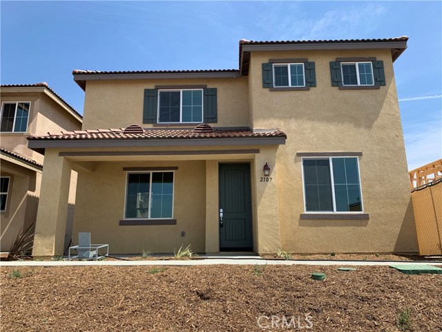 2107 Lavender Ln Colton, California The two story brand new house with city lights. There are an inviting open layout, great room, dining room and a well-appointed kitchen with a center island, recessed lighting, nice cabinets. Washer, dryer and refrigerate. Four bed rooms and three full bathrooms, 2267 living sqft with central air/heat. one bedroom and one bathroom downstairs. Upstairs you will find a big loft and 3 bedrooms, including a master suite with a walk-in closet. Close to shopping center and 10, 15 fwy. You will be enjoy when you live in this beautiful house for your life.