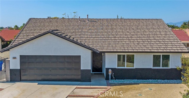 15062 Fontlee Ln, Fontana, CA 92335