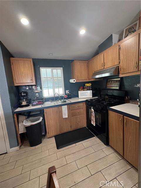 Detail Gallery Image 18 of 24 For 3825 Crestmore Rd #414,  Riverside,  CA 92509 - 3 Beds | 2 Baths