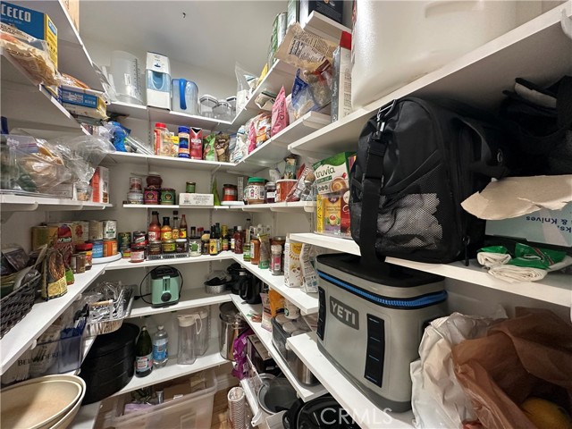 16685 S Pacific Avenue, Sunset Beach CA: https://media.crmls.org/medias/b0df6570-454b-4f35-9937-d64ceaf33ad3.jpg