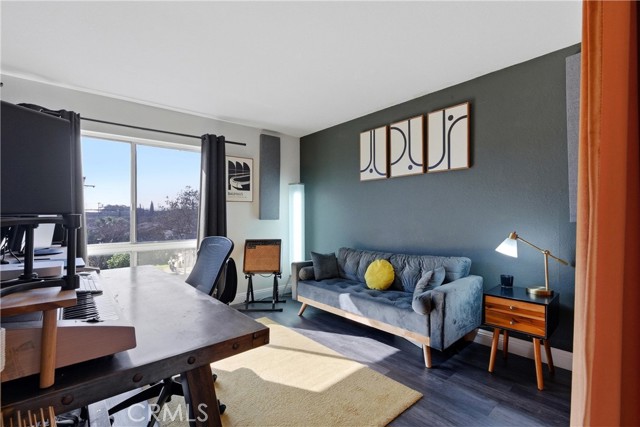 Detail Gallery Image 18 of 24 For 2100 W Palmyra #33,  Orange,  CA 92868 - 3 Beds | 1/1 Baths