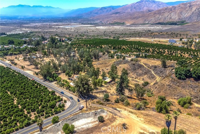 32272 Florida Avenue, Mentone CA: https://media.crmls.org/medias/b0dfc08d-fac7-469d-9267-c7bd178f24cd.jpg