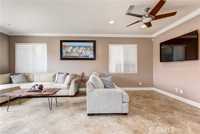 213 Baltimore Avenue, Huntington Beach CA: https://media.crmls.org/medias/b0e035e4-7d20-4ef5-b273-b2151df5ec42.jpg