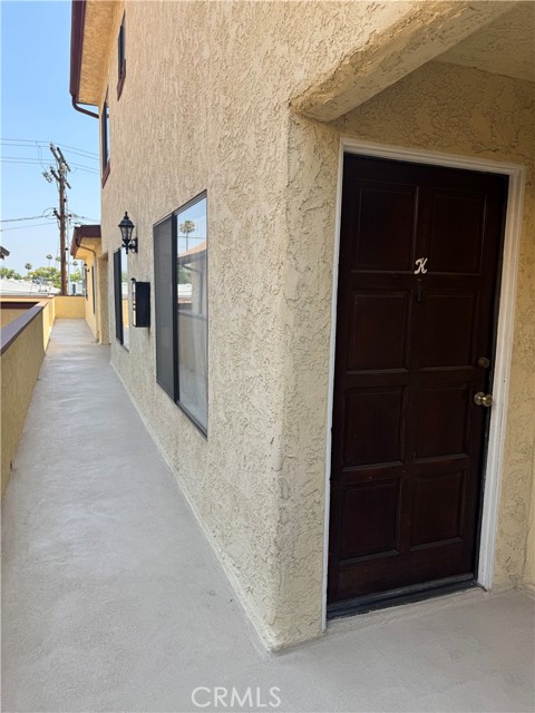 1162 Winchester Avenue, Glendale CA: https://media.crmls.org/medias/b0e03f9b-d876-4e82-b431-321576d99772.jpg