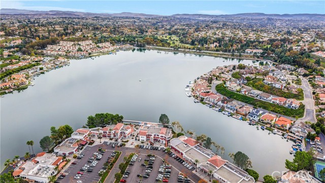 Detail Gallery Image 38 of 41 For 21952 Esplendor, Mission Viejo,  CA 92691 - 4 Beds | 2 Baths