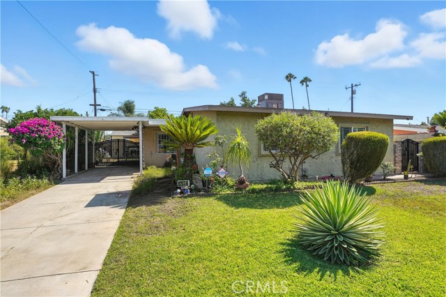 17934 E Newburgh Street, Azusa CA: https://media.crmls.org/medias/b0e130d5-10e2-43be-9b6a-0b1e6bcb413d.jpg