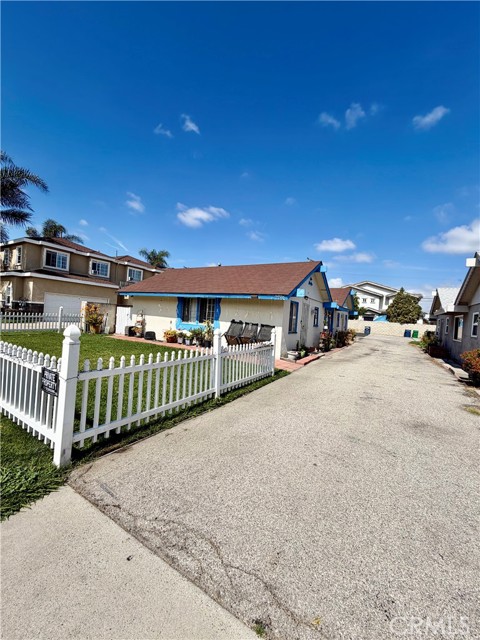 Front Image Thumbnail for CRPW26061967