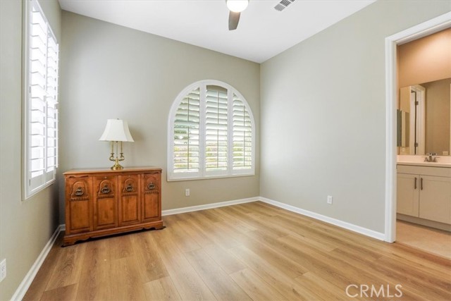 18608 Cedar Crest Drive, Canyon Country CA: https://media.crmls.org/medias/b0e1c087-d0c0-4b73-9e04-3bad55bc3215.jpg