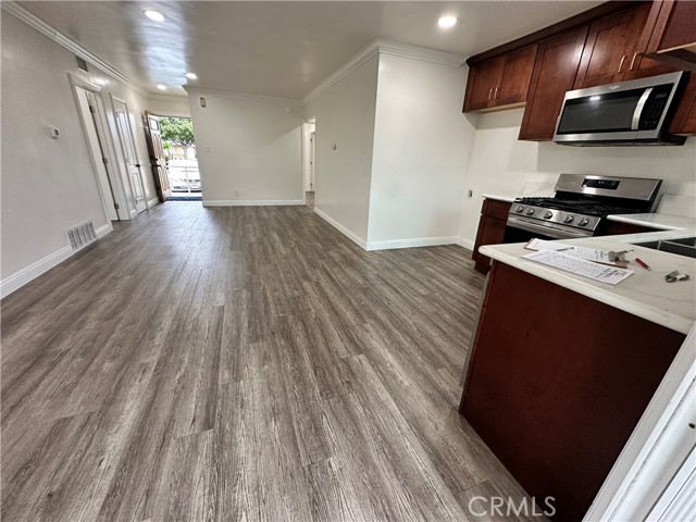 Detail Gallery Image 18 of 26 For 11620 College, Norwalk,  CA 90650 - 3 Beds | 2 Baths