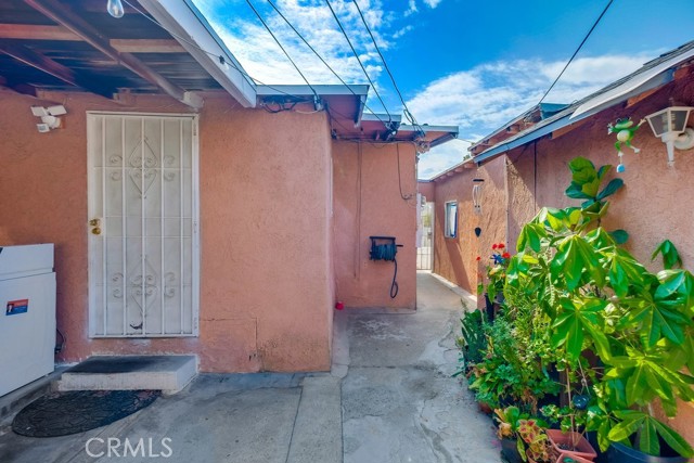 Detail Gallery Image 24 of 33 For 2663 Loosmore St, Los Angeles,  CA 90065 - 2 Beds | 1 Baths