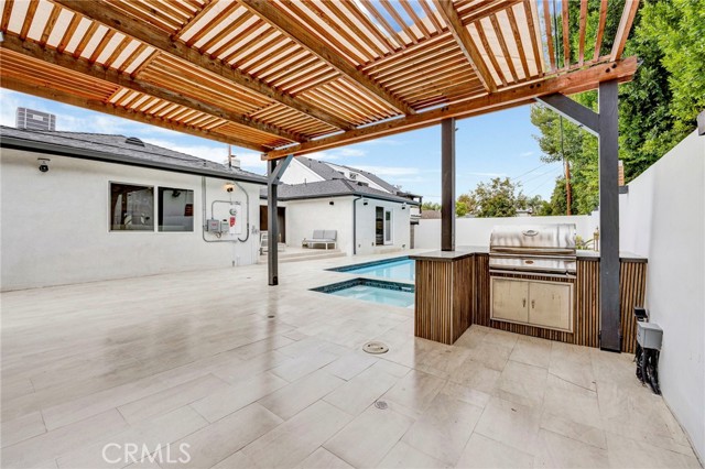 Detail Gallery Image 11 of 13 For 4912 Alonzo Ave, Encino,  CA 91316 - 5 Beds | 3/1 Baths