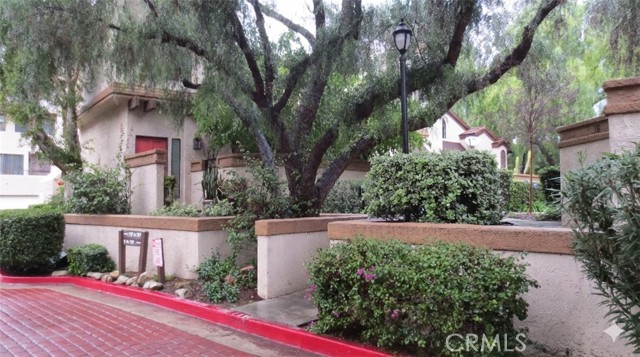 Detail Gallery Image 4 of 27 For 17 Rock Cliff Pl, Phillips Ranch,  CA 91766 - 2 Beds | 2/1 Baths