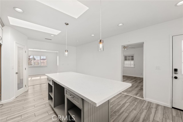 Detail Gallery Image 8 of 17 For 587 E Arrow, Upland,  CA 91786 - 5 Beds | 2 Baths