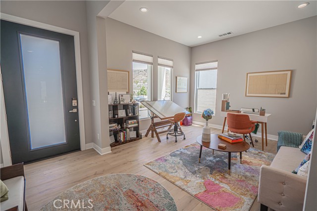 27871 Screenplay Place, Valencia CA: https://media.crmls.org/medias/b0e2b0cf-6ac7-4d76-80e8-89cf0e10c608.jpg