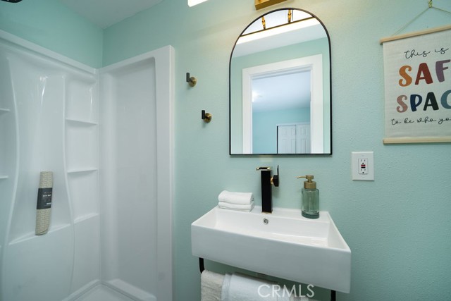 Detail Gallery Image 13 of 21 For 1405 W Saint Gertrude Pl, Santa Ana,  CA 92704 - 3 Beds | 2/1 Baths