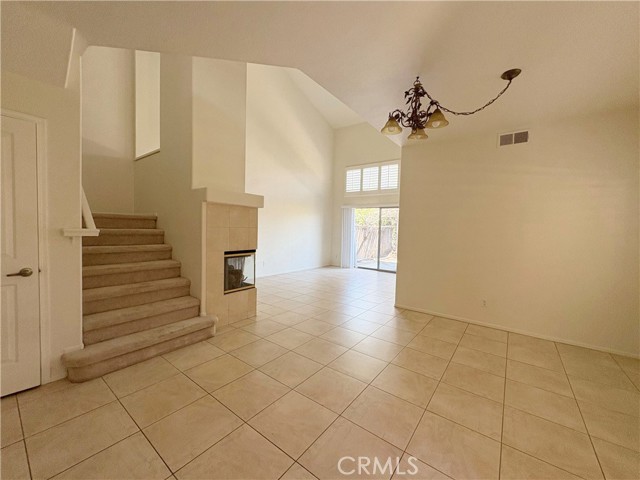 Detail Gallery Image 4 of 31 For 2018 Villa Del Lago Dr #B,  Chino Hills,  CA 91709 - 4 Beds | 2/1 Baths