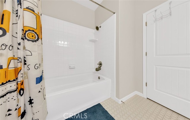 Detail Gallery Image 27 of 37 For 2869 Longwood, Chico,  CA 95928 - 4 Beds | 3 Baths