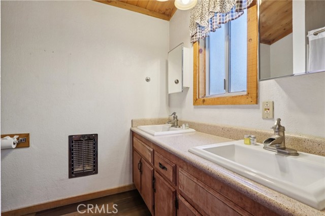 Detail Gallery Image 35 of 43 For 788 Silver Tip, Big Bear Lake,  CA 92315 - 3 Beds | 3 Baths