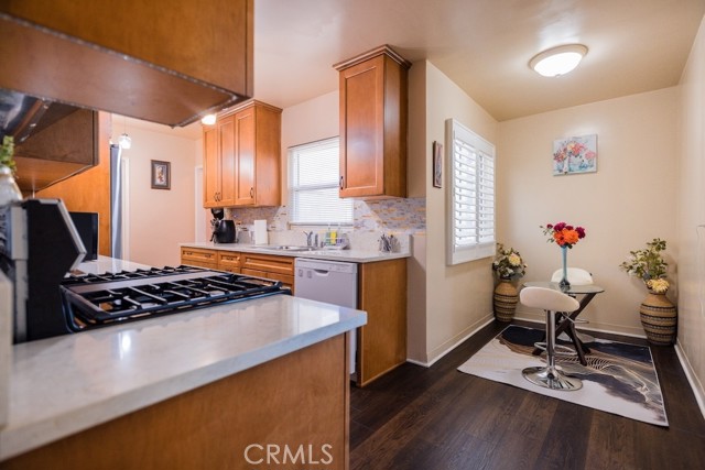 Detail Gallery Image 12 of 27 For 311 N Dexford Dr, La Habra,  CA 90631 - 4 Beds | 2 Baths