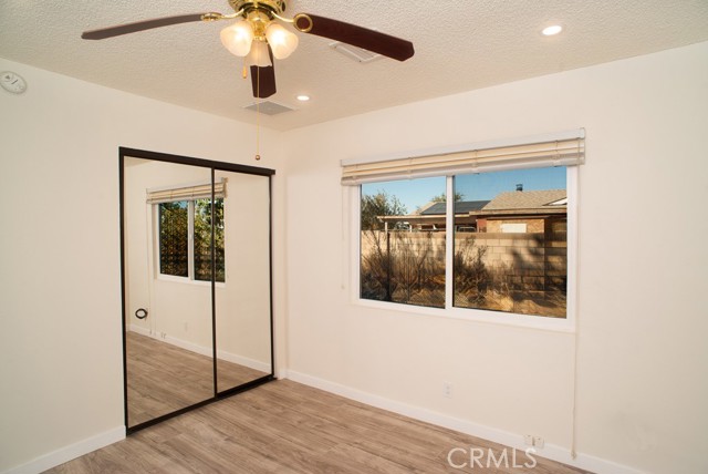 Detail Gallery Image 14 of 26 For 44315 88th St, Lancaster,  CA 93535 - 3 Beds | 2 Baths