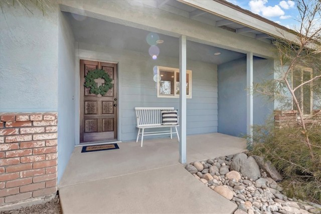 1328 S Cotta Street, Visalia CA: https://media.crmls.org/medias/b0e588c6-c5b0-4ba2-a3b3-664492791f51.jpg