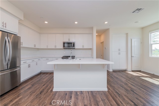 12173 Meridian, Rancho Cucamonga CA: https://media.crmls.org/medias/b0e5f1cc-acb1-4832-80bc-b18f26eabbb9.jpg