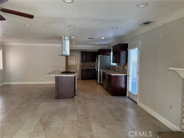 Detail Gallery Image 27 of 38 For 26141 Hatmor Dr, Calabasas,  CA 91302 - 4 Beds | 2 Baths