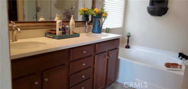 1513 Camino Hidalgo, Hemet CA: https://media.crmls.org/medias/b0e70cd1-972b-4c3c-b51d-4a4ab9680260.jpg