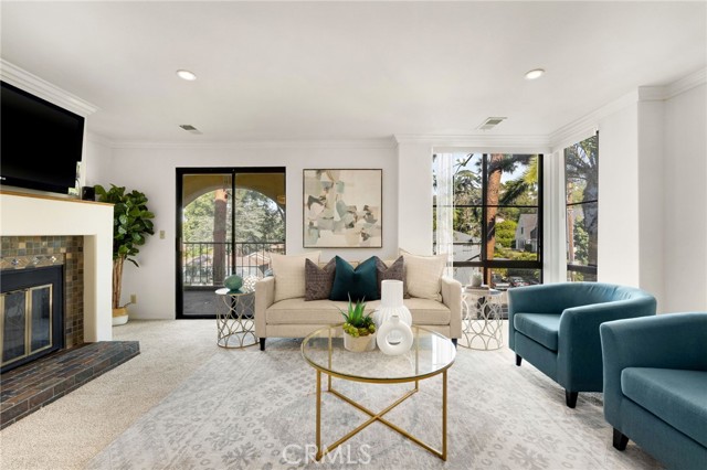 Front Image Thumbnail for CRPW25268684