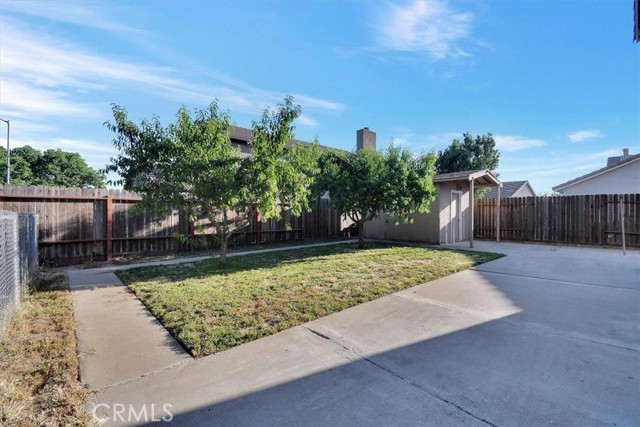1882 Hunji Drive, Yuba City CA: https://media.crmls.org/medias/b0e7f3eb-597b-4ff8-b106-2d34653885c7.jpg