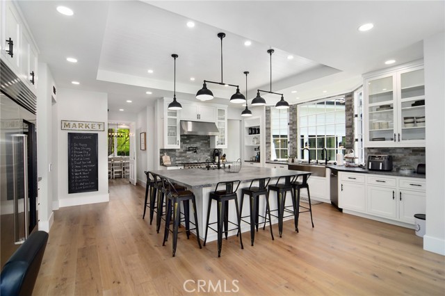 28845 Countryside Drive, Agoura Hills CA: https://media.crmls.org/medias/b0e7fe8b-5fa5-418f-8613-f98b7de85723.jpg