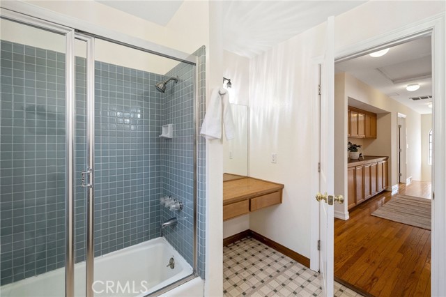 2206 Marshallfield Lane, Redondo Beach, California 90278, 4 Bedrooms Bedrooms, ,2 BathroomsBathrooms,Residential,Sold,Marshallfield,SB24103124