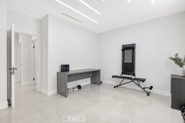 Detail Gallery Image 33 of 75 For 20151 via Medici, Porter Ranch,  CA 91326 - 5 Beds | 5 Baths