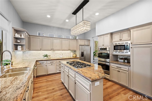 27 Raleigh Court, Coto de Caza CA: https://media.crmls.org/medias/b0e9b3ae-f586-4985-8ea6-cc9e3b8c47db.jpg