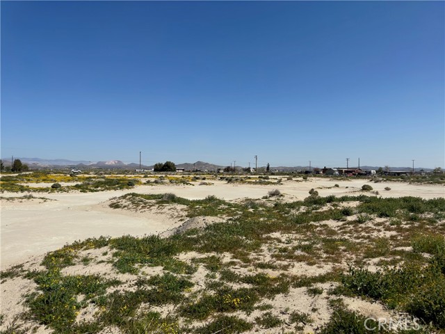0 W 45th Street, Lancaster CA: https://media.crmls.org/medias/b0e9efd8-041a-432f-aff6-8e0dfa4d56a6.jpg